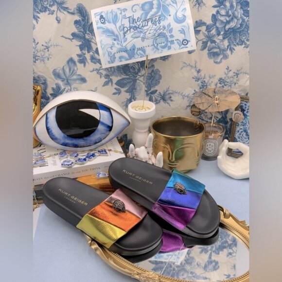 🆕 KURT GEIGER LONDON 🧿 NWOT Meena Eagle Metallic Pool Slide - Size 36 US 6 - Picture 2 of 15